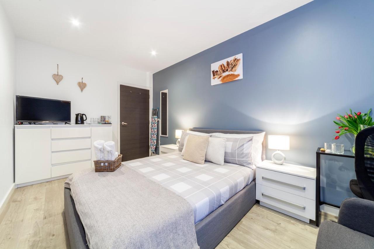 Private Double Bd With Optional Balcony, 15 Mins To London Cc Apartamento Exterior foto
